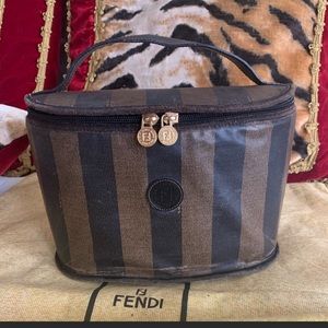 A fendi purse
